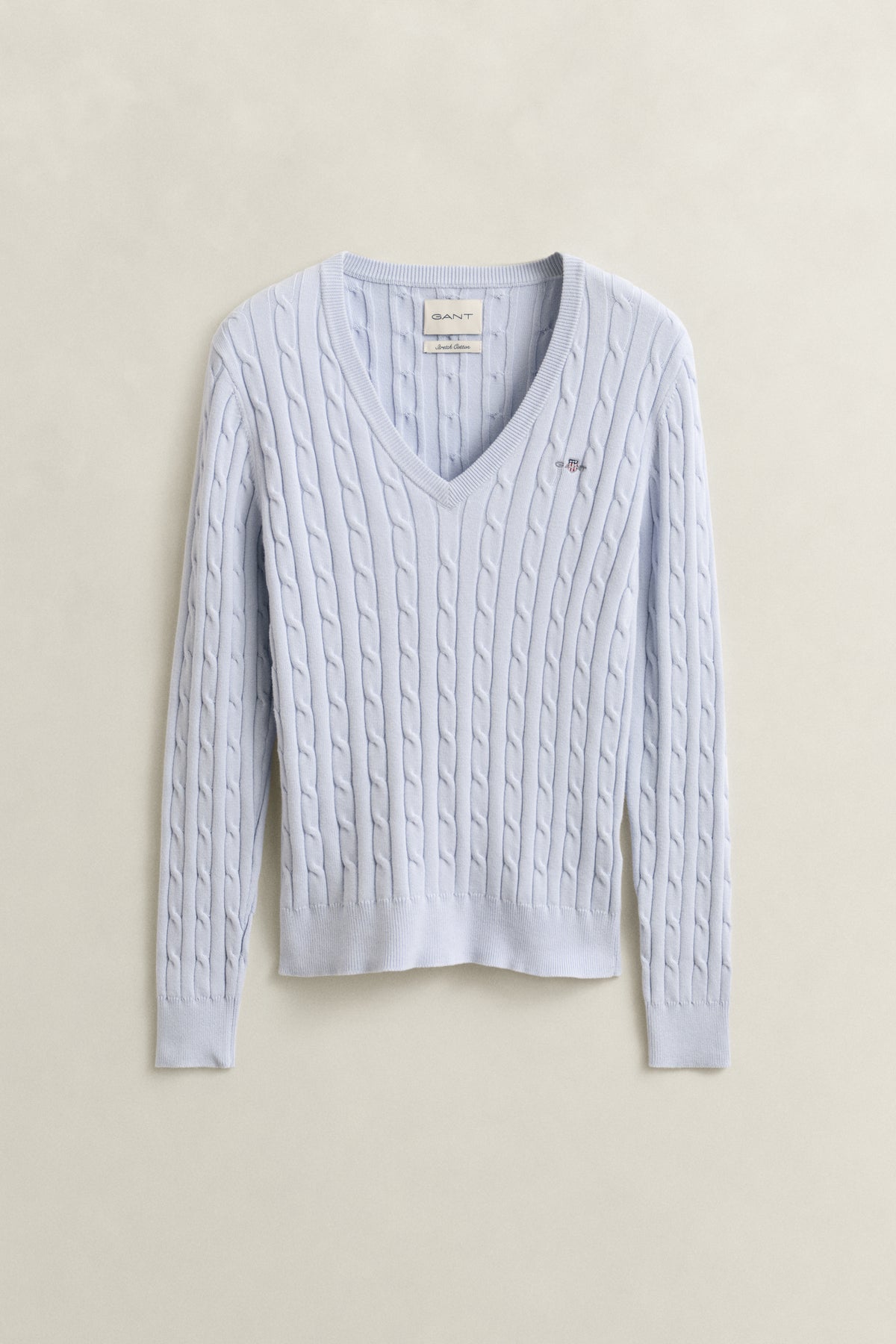 LIGHT BLUE, STRETCH COTTON CABLE V-NECK, FLAT-LAY BY GANT AU.