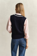 EVENING BLUE, CONTRAST COTTON CABLE V-NECK VEST, BACK-VIEW BY GANT AU.