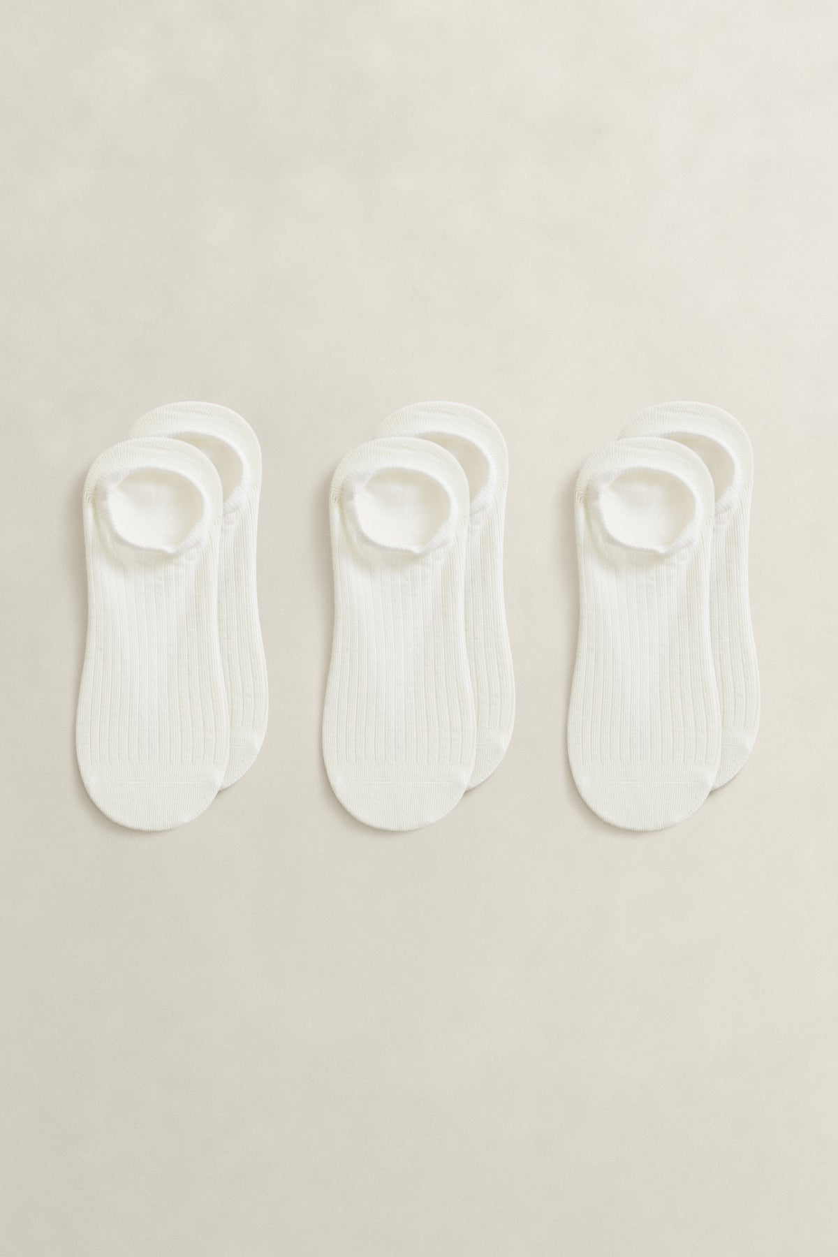 EGGSHELL, 3-Pack Lyocell Ankle Socks BY GANT AU.