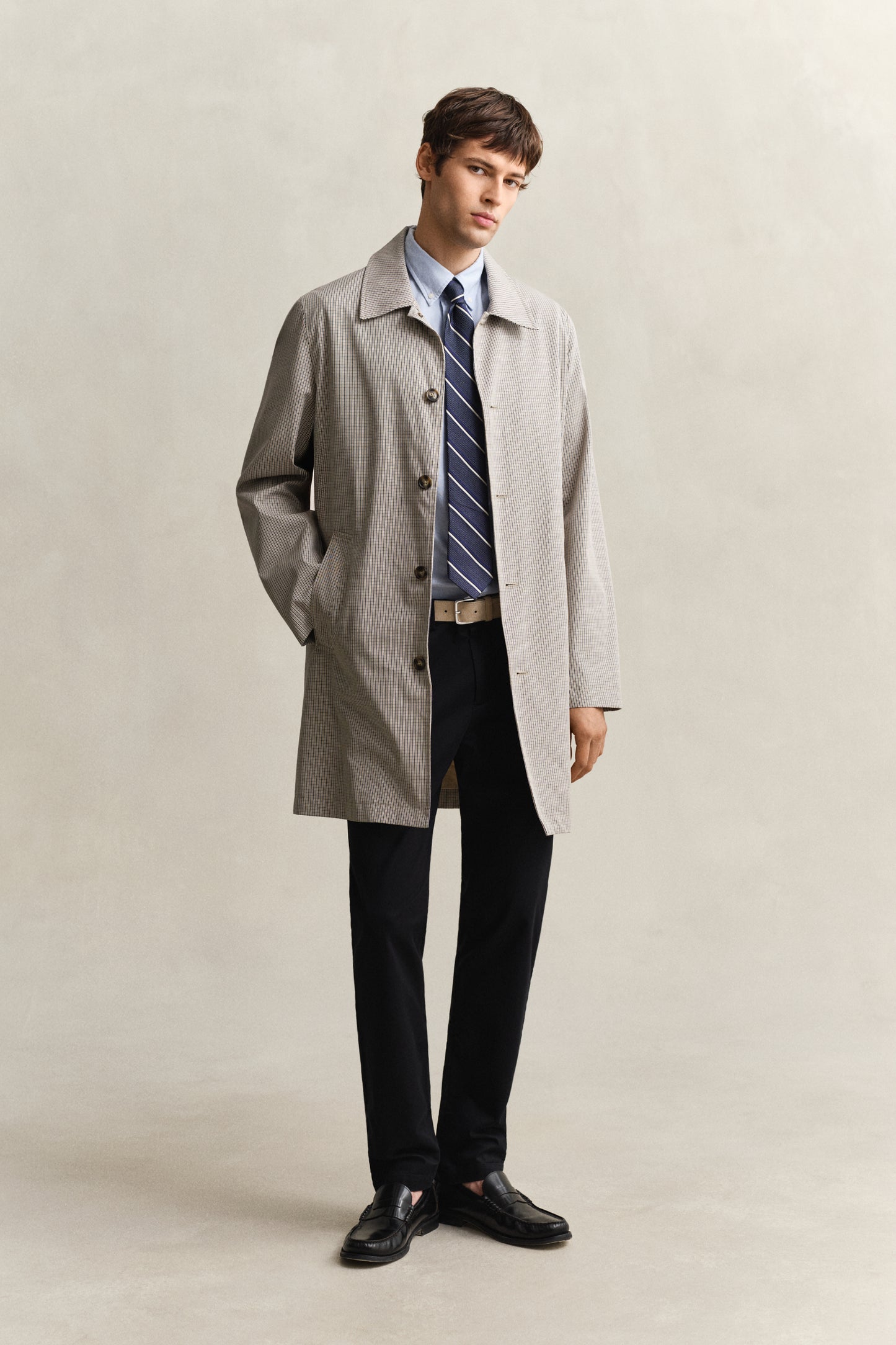 OAT BEIGE, COTTON BLEND CAR COAT, FRONT-VIEW BY GANT AU.