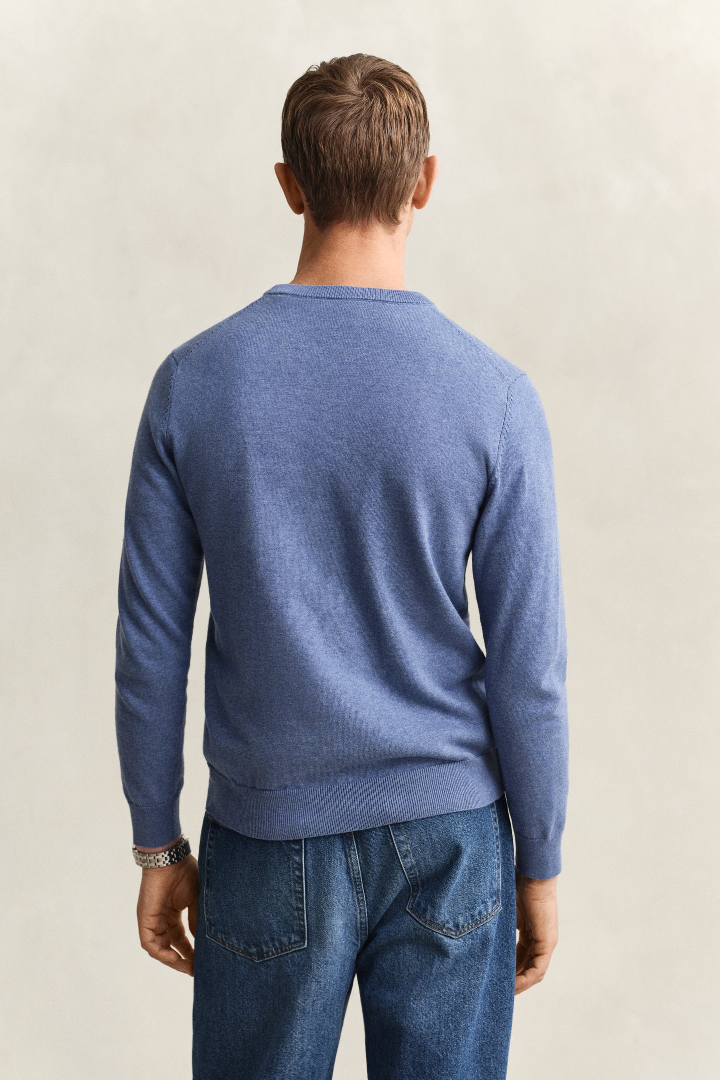 DENIM BLUE MELANGE, CLASSIC COTTON C-NECK, BACK-VIEW BY GANT AU.