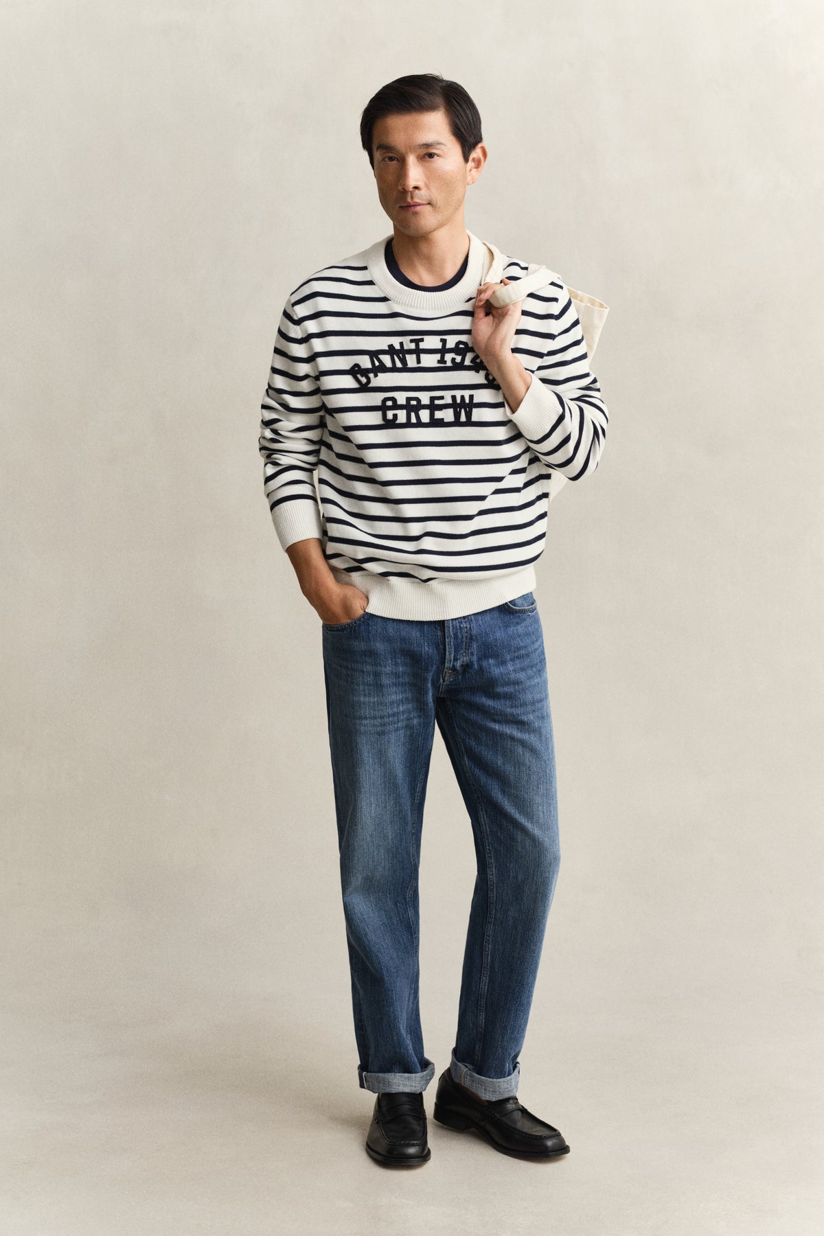 EGGSHELL, BRETON STRIPE GRAPHIC C-NECK BY GANT AU.