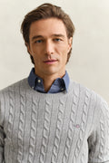 GREY MELANGE, Classic Cable Knit Sweater, CLOSE-UP BY GANT AU.