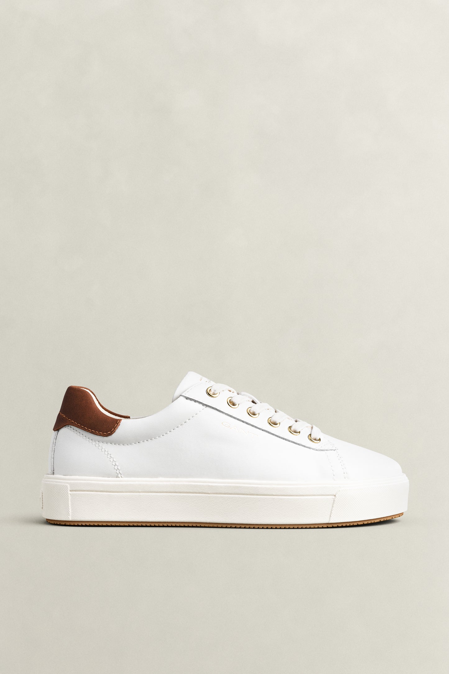 TAN, AVINO BY GANT AU.