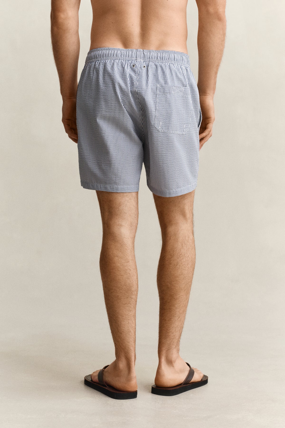 VINTAGE BLUE, STRIPED SEERSUCKER SWIM SHORTS, BACK-VIEW BY GANT AU.