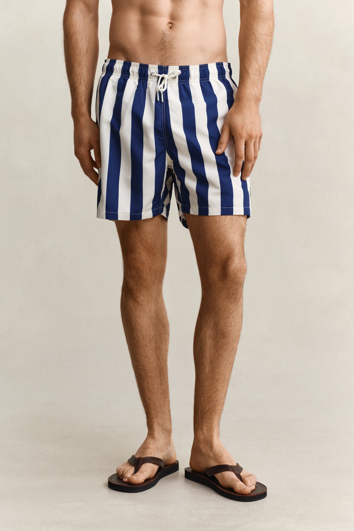 RICH NAVY, BLOCK STRIPED SWIM SHORTS, CLOSE-UP BY GANT AU.