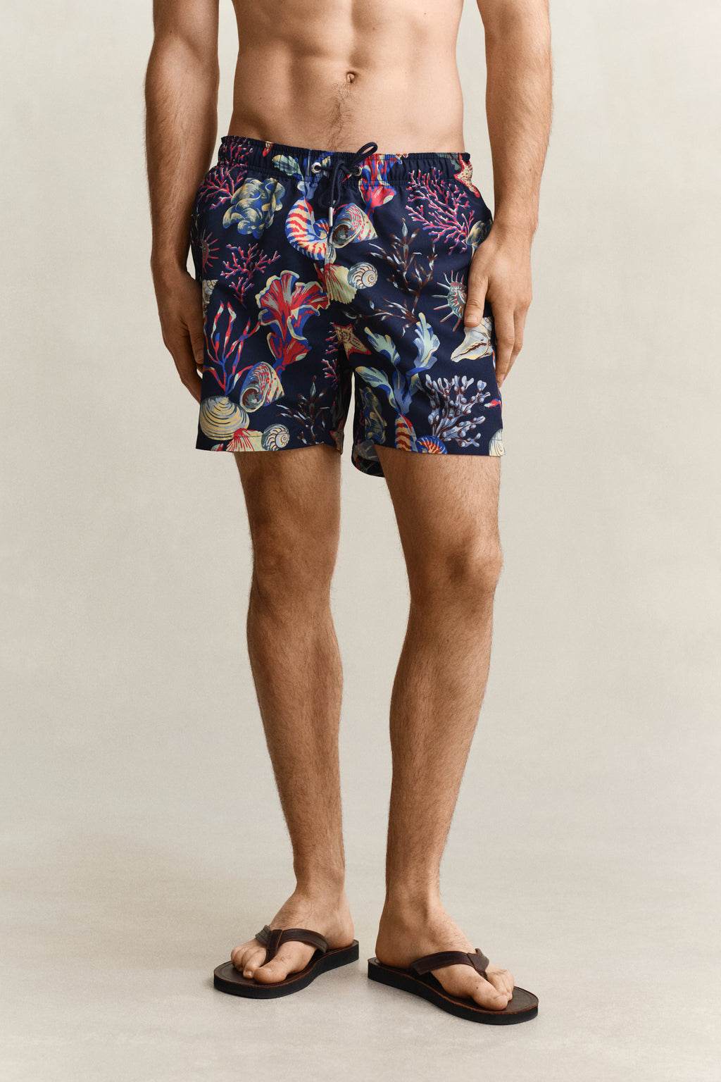 CLASSIC BLUE, SEAWEED PRINT SWIM SHORTS, CLOSE-UP BY GANT AU.