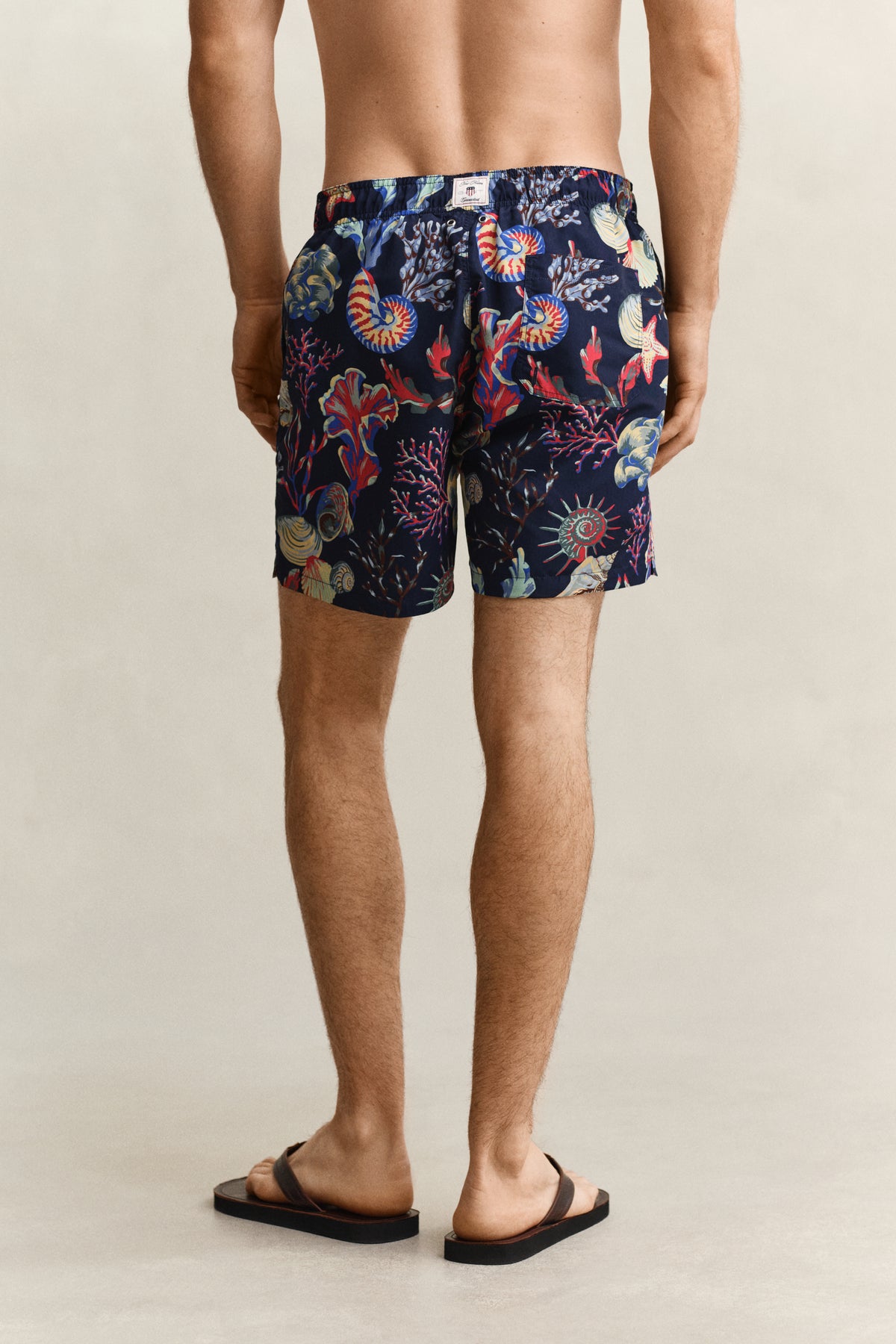 CLASSIC BLUE, SEAWEED PRINT SWIM SHORTS, BACK-VIEW BY GANT AU.