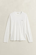 EGGSHELL, Shield Long Sleeve T-Shirt, FLAT-LAY BY GANT AU.
