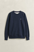 EVENING BLUE, REG SHIELD C-NECK SWEAT, FLAT-LAY BY GANT AU.