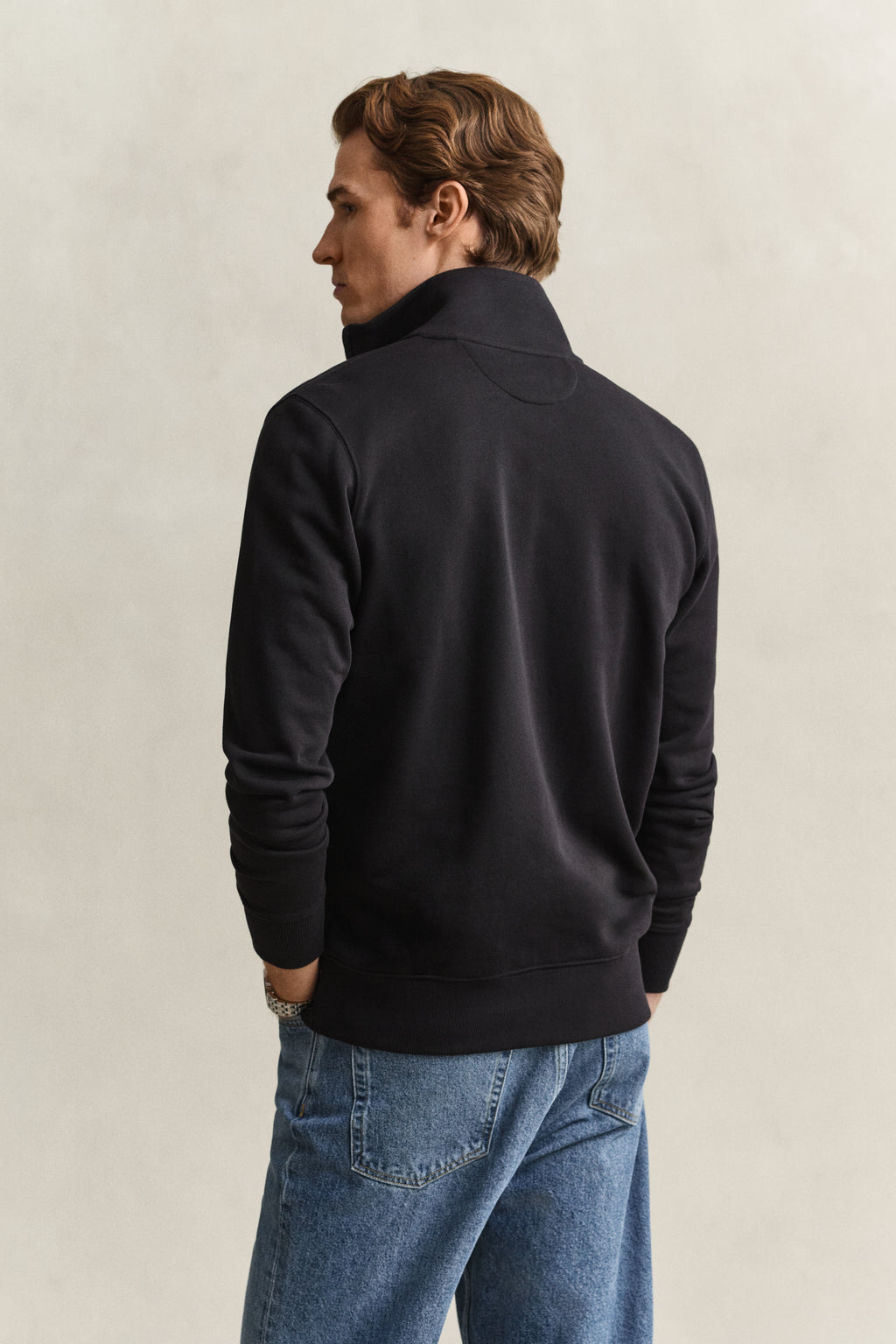 BLACK, REG SHIELD FULL ZIP SWEAT, BACK-VIEW BY GANT AU.