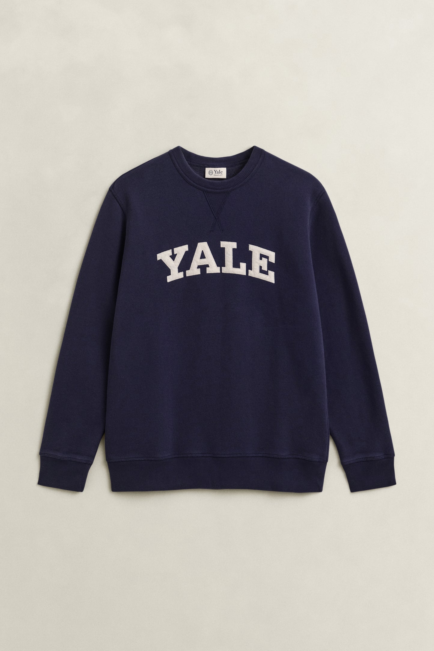 MARINE, YALE C-NECK, FLAT-LAY BY GANT AU.