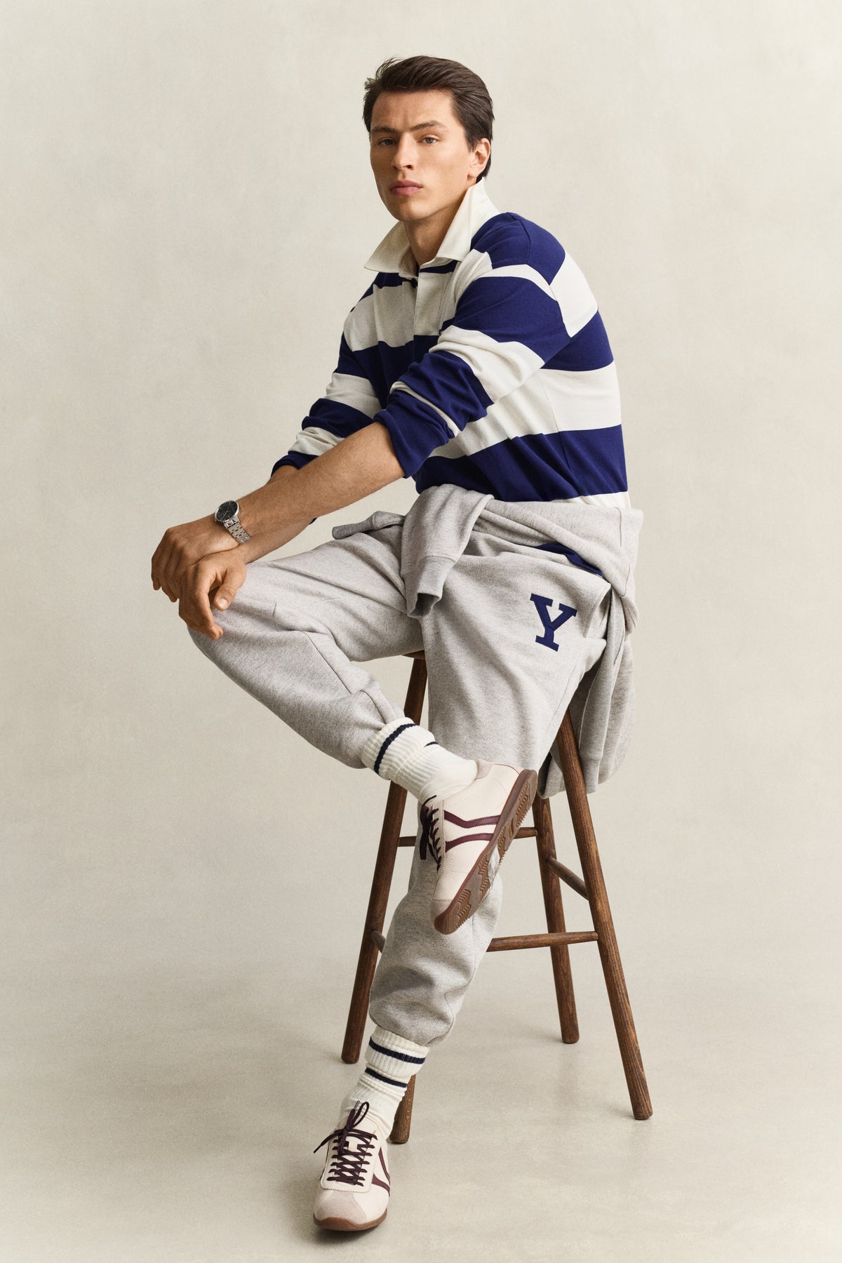 RICH NAVY, YALE STRIPED HEAVY RUGGER BY GANT AU.