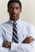 MODEL WEARING REG CLASSIC OXFORD SHIRT