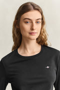 BLACK, REG SHIELD LS T-SHIRT, CLOSE-UP BY GANT AU.