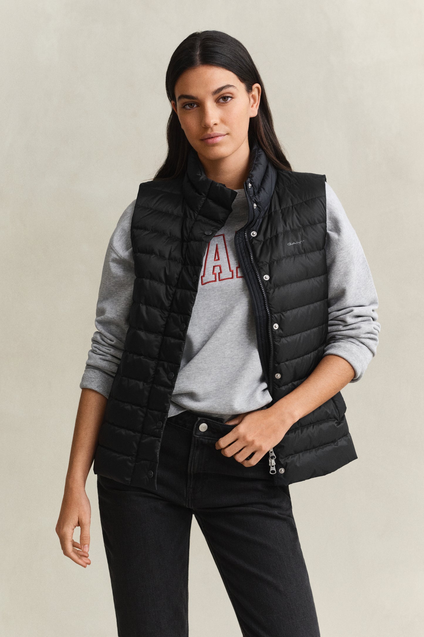 BLACK, Light Down Vest, FRONT-VIEW BY GANT AU.