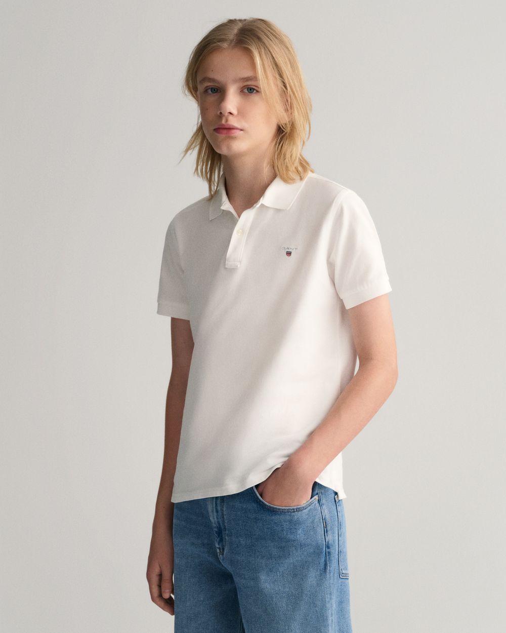 WHITE, THE ORIGINAL SS PIQUE, FRONT-VIEW BY GANT AU.