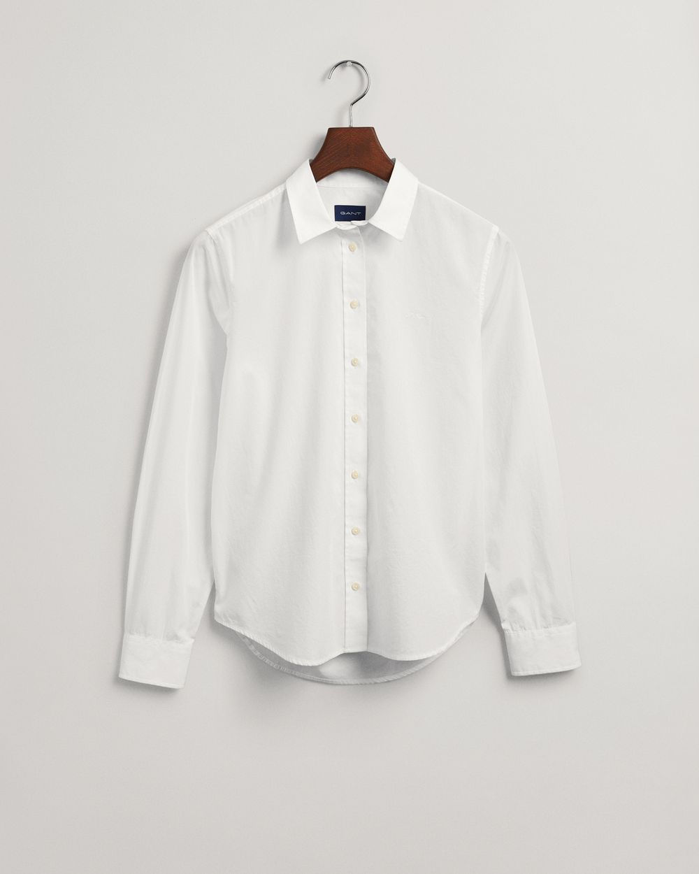 WHITE, REGULAR BROADCLOTH SHIRT, FLAT-LAY BY GANT AU.