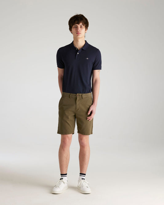 JUNIPER GREEN, Regular Fit Dobby Chino Shorts BY GANT AU.